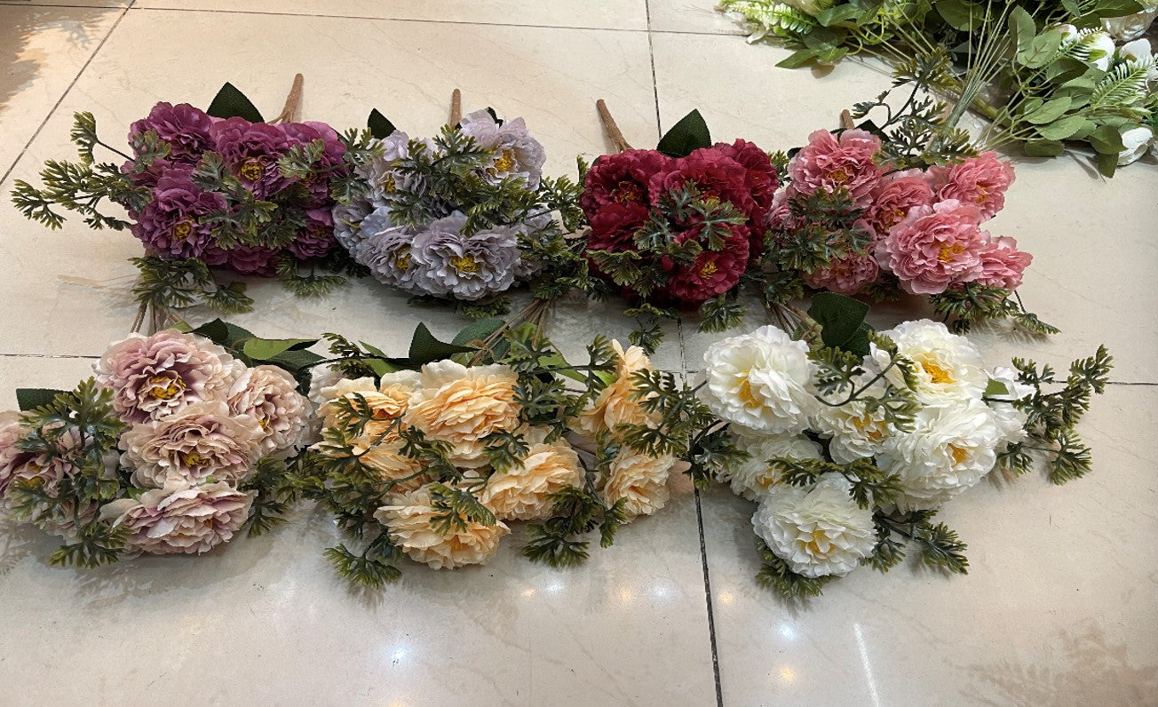 9 heads Ranunculus, 7 available different colors: Burgundy, Champagne, Pink, Purple, Coffee, White and Livid Violet