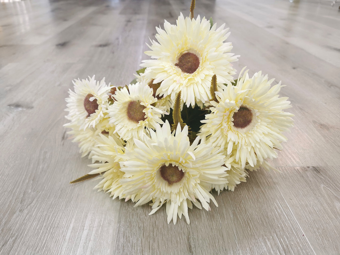 Cream White Artificial Gerbera - 12 Heads