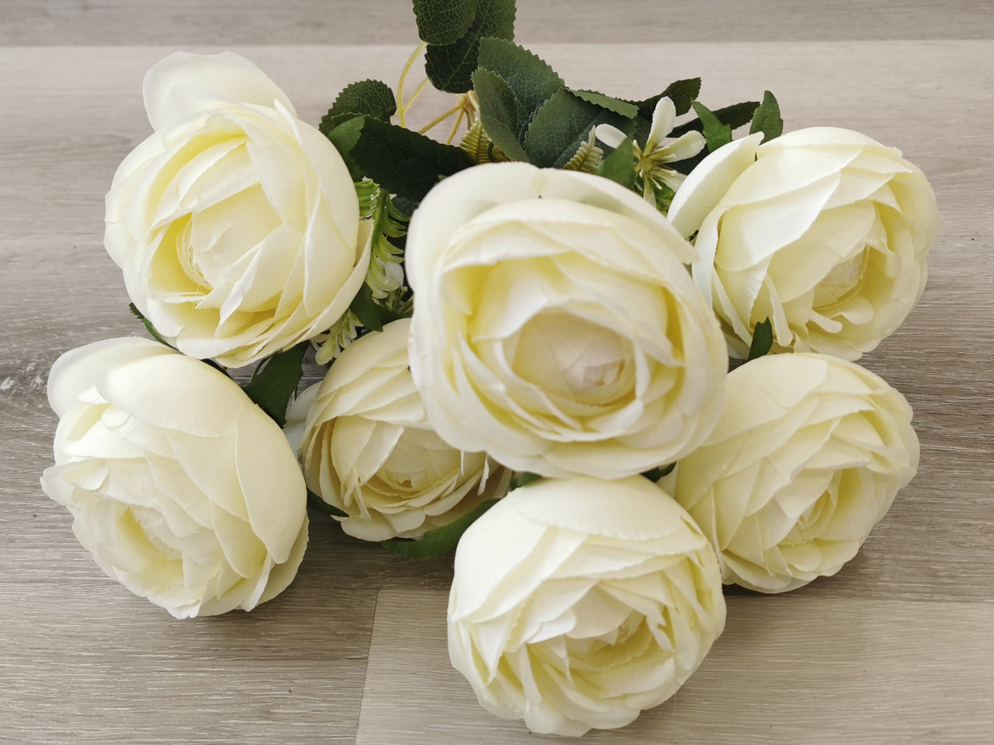 Cream White Artificial Rose Bush - 7 Heads