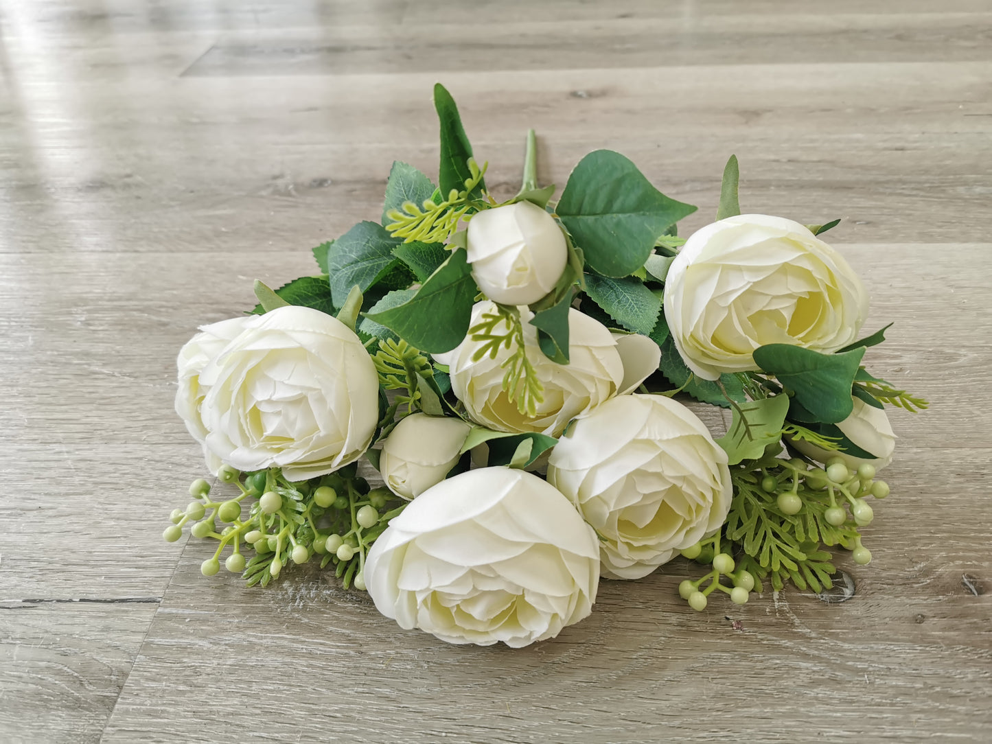 9 Heads Rose with 2 fillers, 4 available colors: Cream white, champagne, Blue and Orange