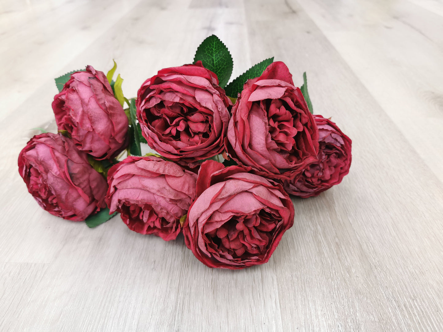 7 heads Rose, 4 available colors: Dark Red, Dark Coffee, Coffee and Orange