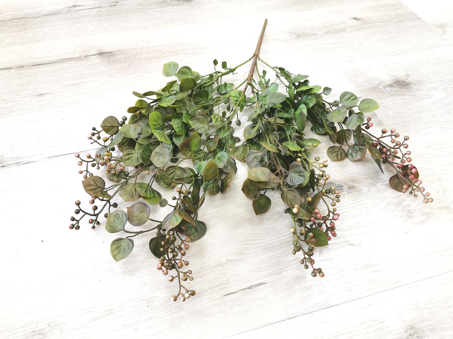 Mushroom Leaf bunch with white/brown tips