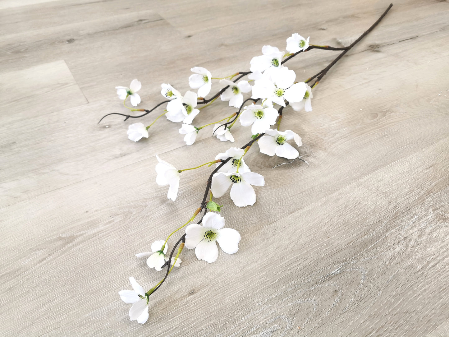 Artificial Medlar Flower, available colors: White and Light Pink