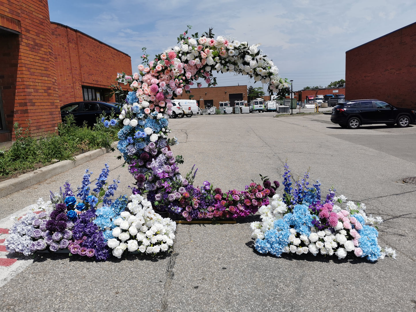 Artificial Flower moon arch (price vary)