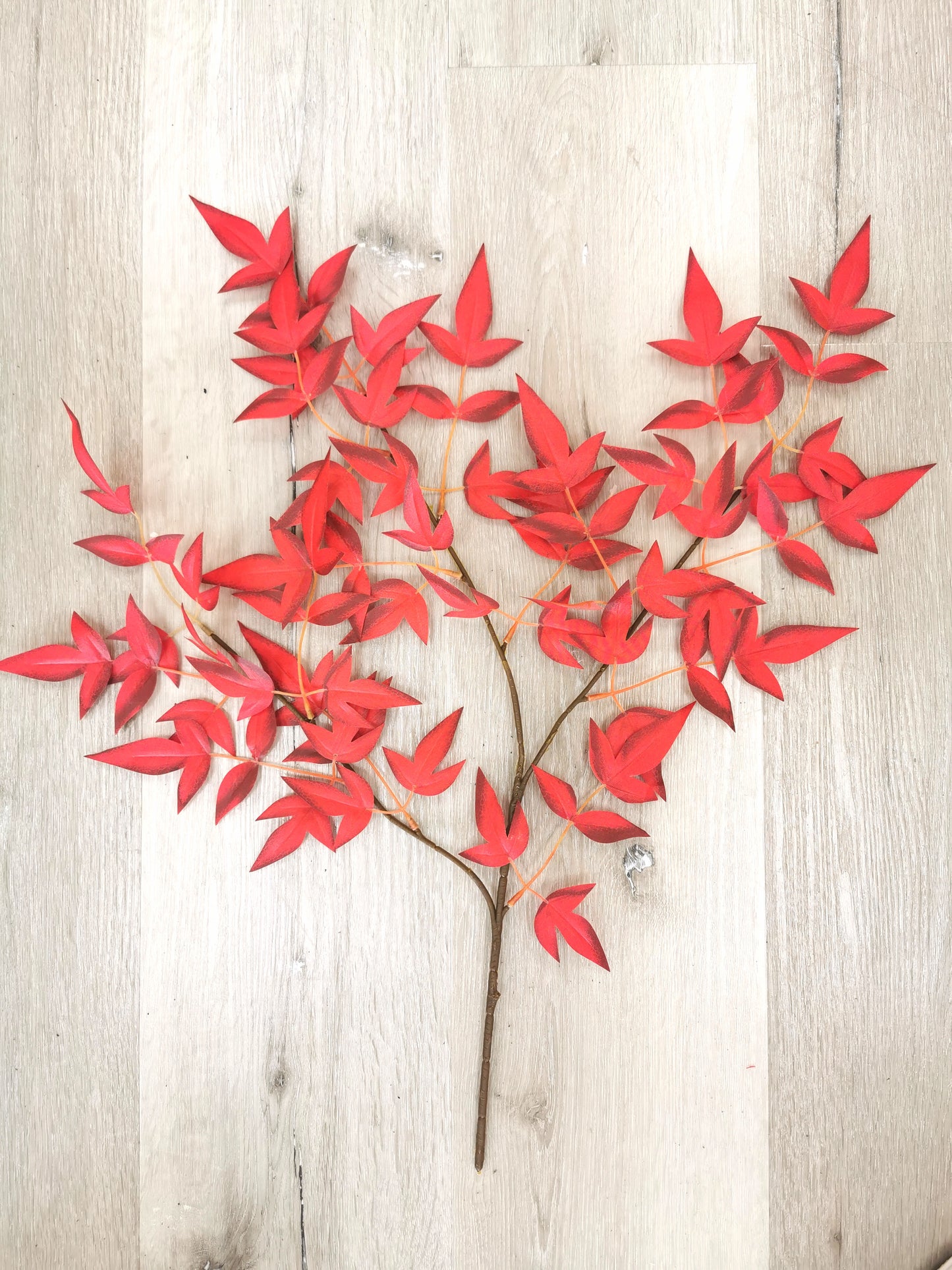 Artificial leaf Greenery, 2 available colors: green and red