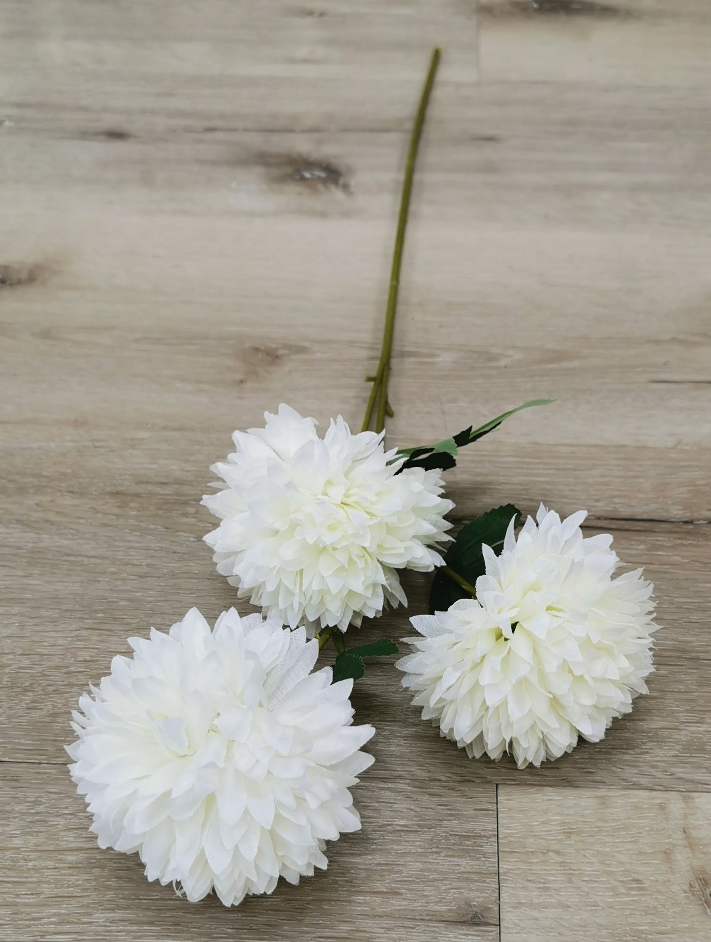 3 Heads White Flowers