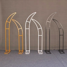 Horn backdrop stand. Available color: gold, white and black