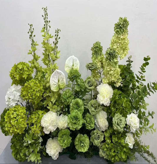 Flower floor runner Rental (green)